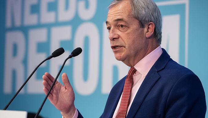 Nigel Farage anuncia la "mayor" concentración política en Birmingham para lanzar el impulso de la campaña de elecciones locales de Reform Rek, ya que la nueva encuesta pone a los partidos como el principal retador de Labour