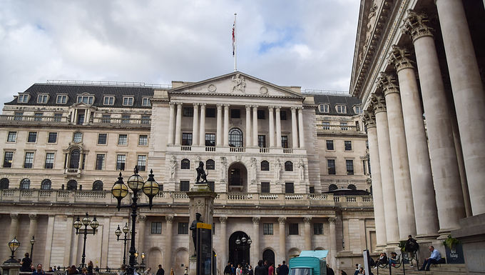 "Demasiado pronto para declarar la victoria sobre la inflación", advierte el vicegobernador del Banco de Inglaterra