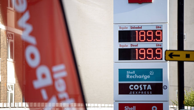 Rishi Sunak está en línea para una "ganancia inesperada" de IVA de mil millones de libras esterlinas a medida que los precios de la energía se disparan, y la presión aumenta después de que surgiera que el límite del precio de la energía aumentará en 700 libras esterlinas en abril.