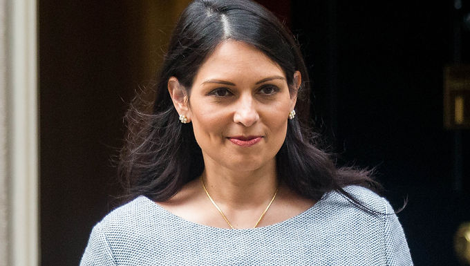 Priti Patel renuncia como ministra del Interior mientras Truss es elegido nuevo líder tory