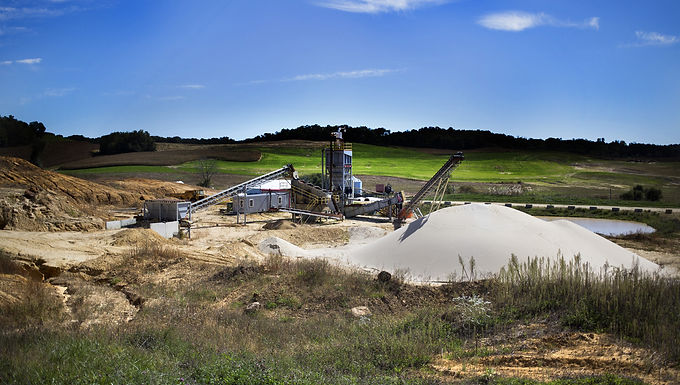 ¿El regreso del fracking? Los ministros ordenan a los científicos que vuelvan a examinar el caso de la tecnología relacionada con los terremotos mientras Boris Johnson busca nuevas formas de reducir las facturas de energía