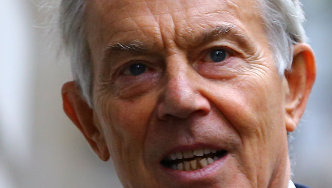 El ex primer ministro laborista Tony Blair es nombrado Sir en la lista de Honores de Año Nuevo, 14 años después de dejar el cargo