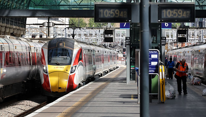El aumento de las tarifas ferroviarias inglesas el próximo año será inferior a la inflación, dice el Gobierno