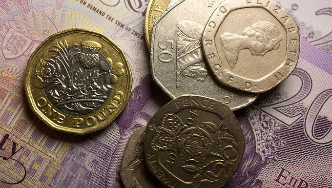 Keir Starmer enfrenta preguntas sobre el destino de las monedas de 1p y 2p después de que Donald Trump detiene un centavo "derrochador".