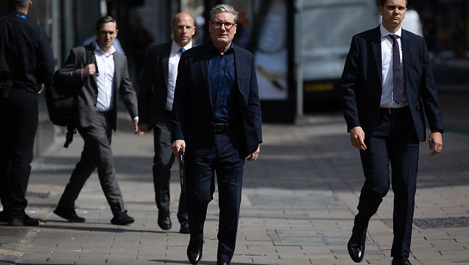 Los laboristas abren su mayor ventaja en las encuestas de opinión sobre los conservadores desde que Boris Johnson se convirtió en primer ministro mientras el partido de Keir Starmer salta a tres puntos por delante.