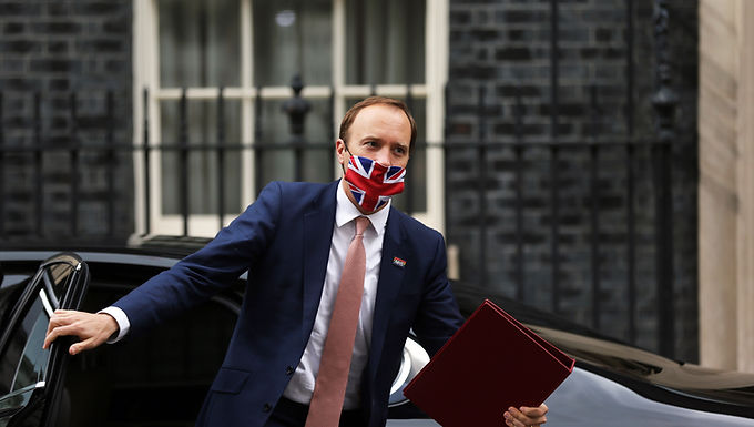 Dominic Cummings se burla de 'Trolley' Boris Johnson por afirmar que 'despidió' a Matt Hancock y dice que el primer ministro solo tuvo sentido después de recibir '89 mensajes de texto de Carrie por hora'