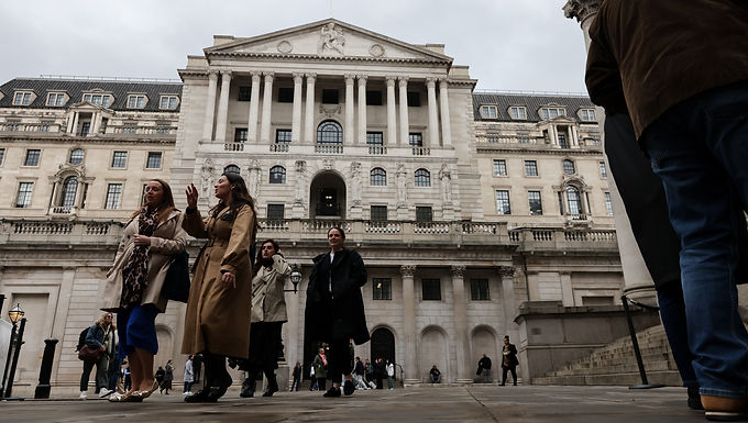 El Banco de Inglaterra dice que los aranceles estadounidenses probablemente impulsarán la inflación