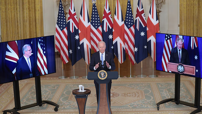 El Reino Unido, EE. UU. y Australia amplían el pacto Aukus para fabricar armamento