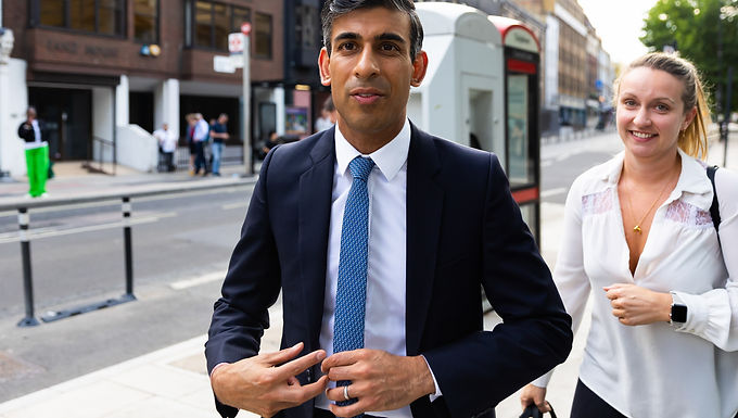Los dos candidatos finales para primer ministro serán seleccionados hoy después de que los partidarios de Liz Truss insten a los campos rivales a no "prestar" votos para influir en la boleta de liderazgo Tory.
