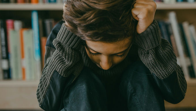 La generación ansiosa: el silencioso avance de la crisis de salud mental juvenil en Reino Unido