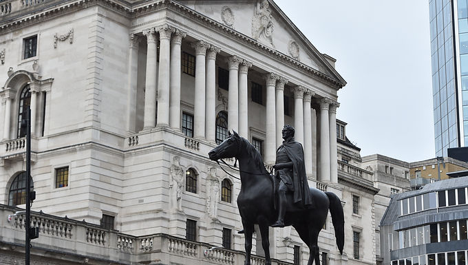 Los británicos se enfrentan a tipos de interés del 6% y una recesión para Navidad: los mercados predicen miseria después de que el Banco de Inglaterra imponga una subida del 0,5% en un intento desesperado por frenar la inflación.