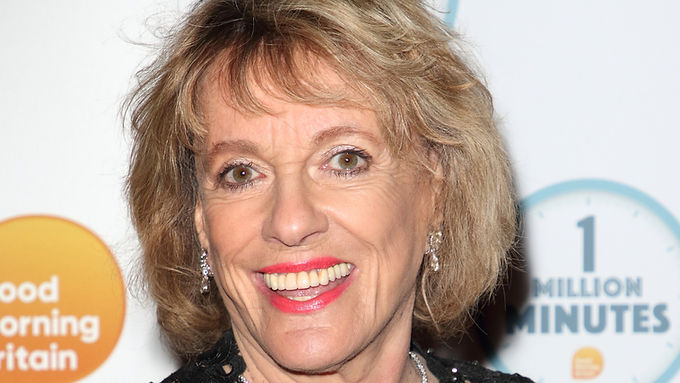 Keir Starmer dice que está listo para ayudar a los parlamentarios a cambiar la ley sobre muerte asistida si se convierte en primer ministro y dice que Dame Esther Rantzen presenta un "caso poderoso"