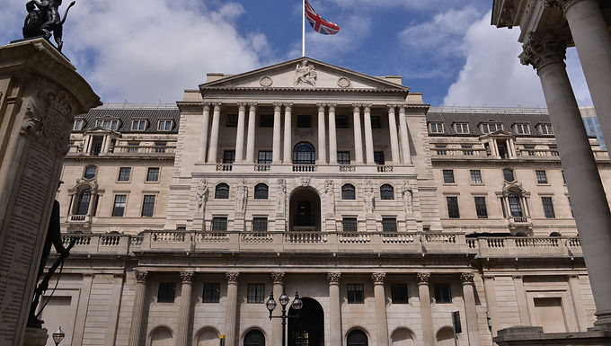 La confianza en la capacidad del Banco de Inglaterra para mantener la inflación bajo control cae a un mínimo histórico