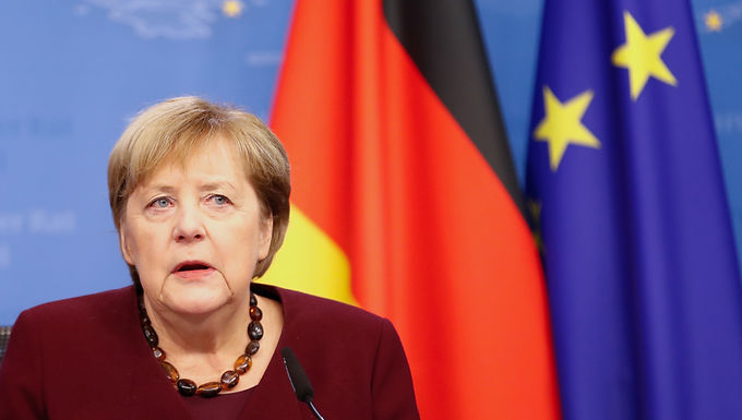 Alemania suspende la aprobación del gasoducto Nord Stream 2 de Rusia horas después de que Boris Johnson dijera a la UE que debe elegir entre la libertad de Ucrania o comprar gas a Moscú