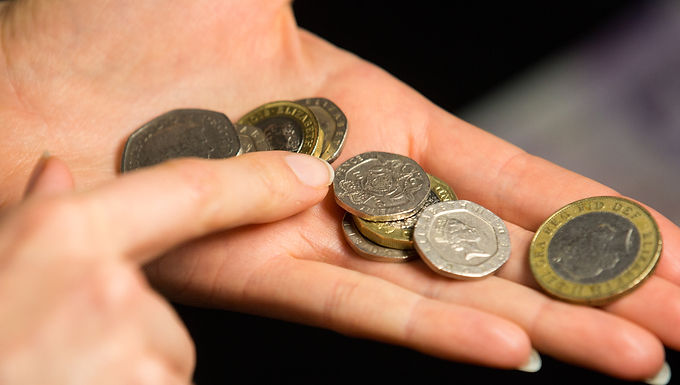 Una nueva sobre propinas amenaza con incrementar los costes laborales de los pequeños empresarios
