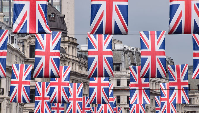La indignación con Keir Starmer entre los nacionalistas galeses y escoceses por la propuesta de exigir que las personas que viven en el Reino Unido hablen inglés