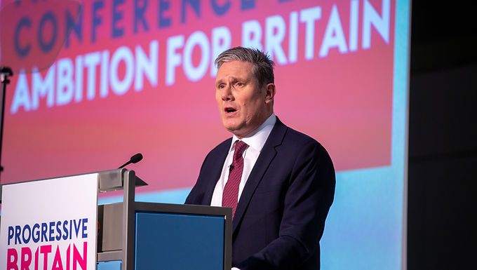 Keir Starmer es acusado por los conservadores de querer revertir el Brexit después de que el líder laborista dijera en la conferencia que "no queremos desviarnos" de las normas de la UE.