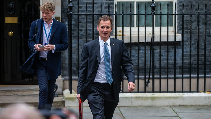 Jeremy Hunt rechaza las previsiones sobre el impacto del Brexit en la economía del Reino Unido
