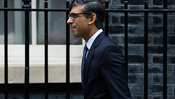 Rishi Sunak se comprometerá a 'dar todo' para preservar el legado del Acuerdo del Viernes Santo en un discurso en Belfast para conmemorar los 25 años desde la firma del pacto de paz