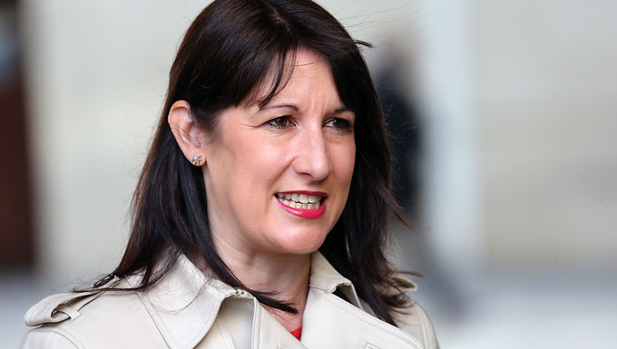 Los tories recibieron 3,7 millones de libras esterlinas en donaciones en el tercer trimestre de 2021 -  el doble de las 1,8 millones de libras esterlinas - mientras el tesorero del Partido Conservador obsequia 750.000 libras esterlinas al cofre de guerra electoral de Boris Johnson
