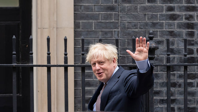 Boris Johnson promete ir "más lejos y más rápido" para aprovechar las oportunidades del Brexit en el Año Nuevo