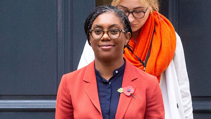 Kemi Badenoch insta al primer ministro a reducir la ayuda exterior y verter dinero en defensa