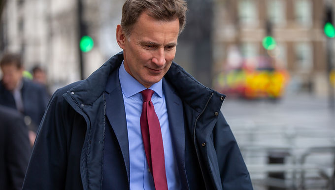 El presupuesto de Halloween de Jeremy Hunt seguirá adelante 'quien sea el primer ministro', sugieren las fuentes