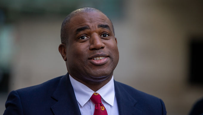 David Lammy evade si los parlamentarios laboristas respaldarán la moción del SNP que exige un "alto el fuego inmediato" en Gaza mientras Keir Starmer lucha desesperadamente por contener las divisiones.