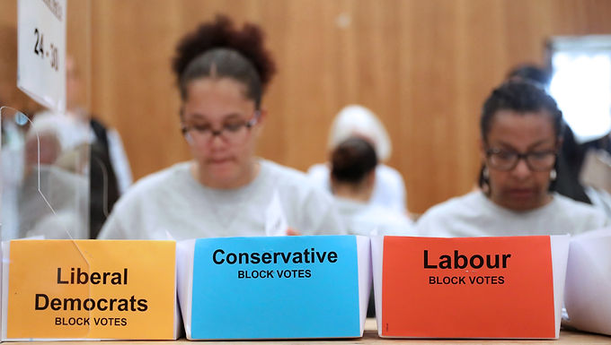 Los conservadores recuperan terreno ante los laboristas con las calificaciones personales de Boris mejorando en 13 puntos en una semana en medio de la crisis de Ucrania