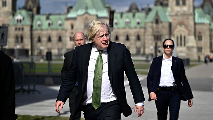 Gran Bretaña debería celebrar un referéndum sobre su membresía en el Convenio Europeo de Derechos Humanos, insta Boris Johnson