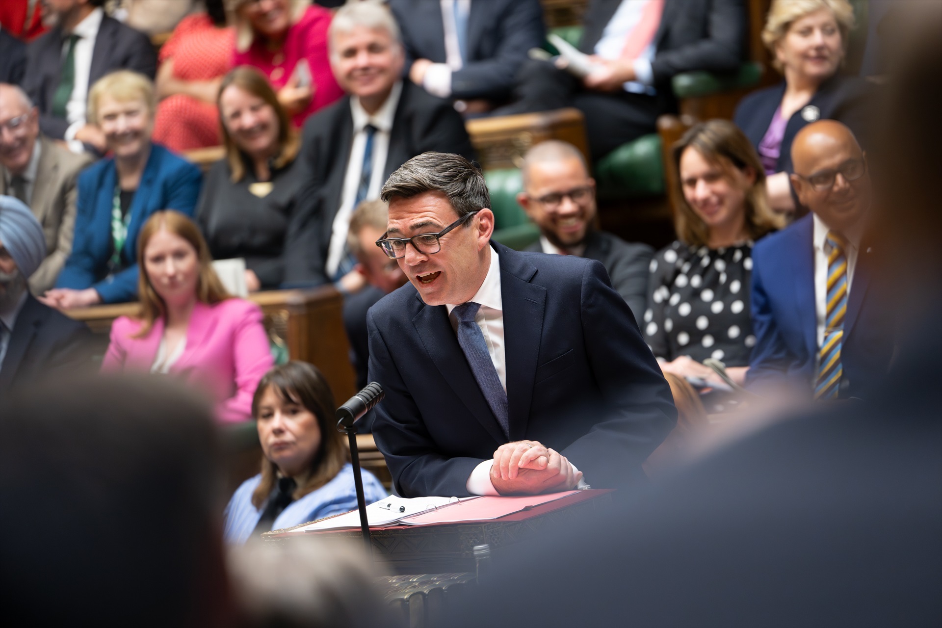 El Gobierno de Andy Burnham instó a implementar un nuevo plan de cinco puntos para proteger las estrellas del mañana, abordando la enfermedad cerebral