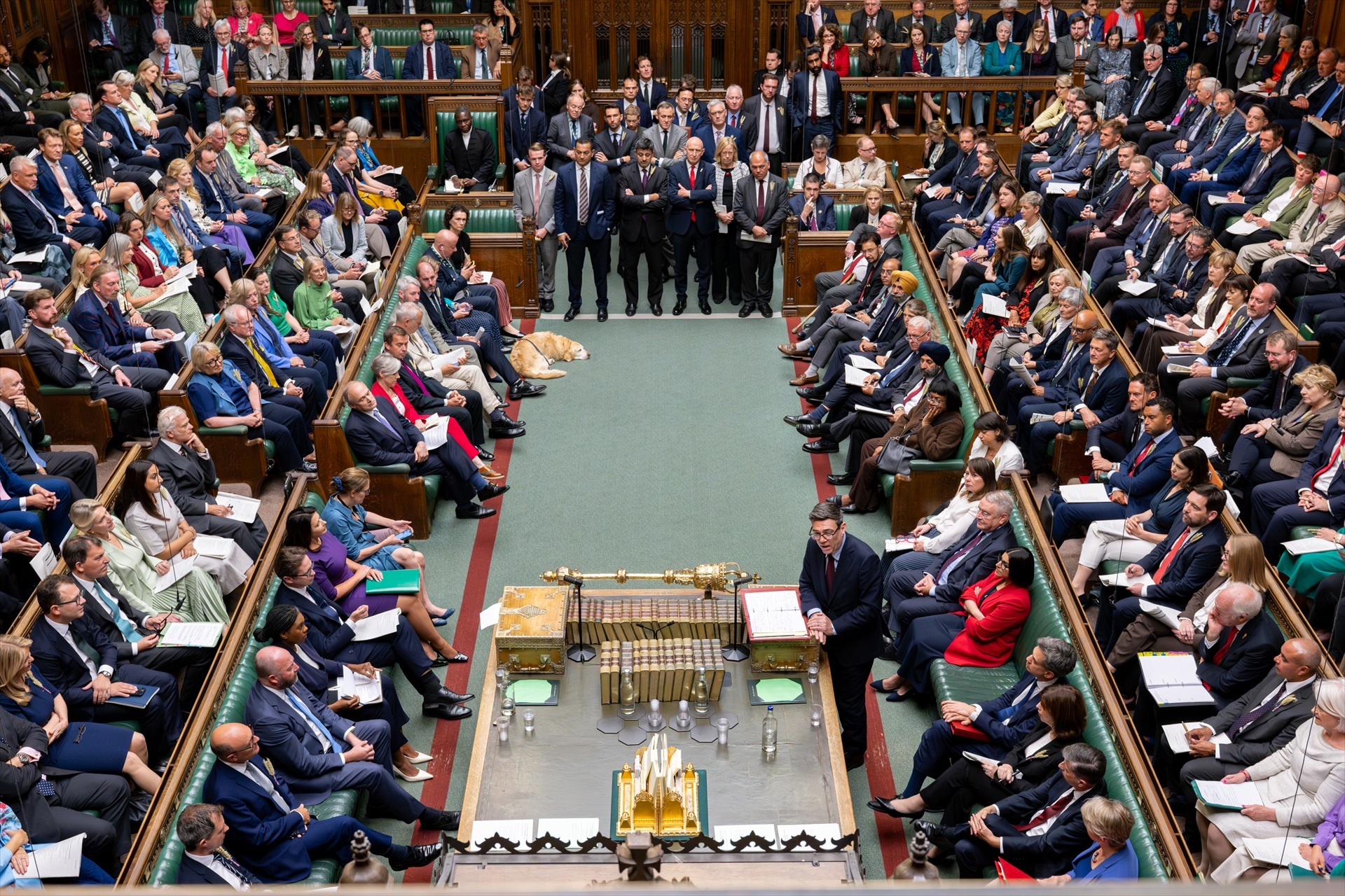 Andy Burnham promete desguazar la ley 'arcaica' que prohíbe a los PM católicos participar en el nombramiento de obispos de la Iglesia de Inglaterra